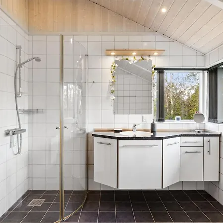 Hilaria - 1-4km From The Sea By Interhome Vakantiehuis Vejby